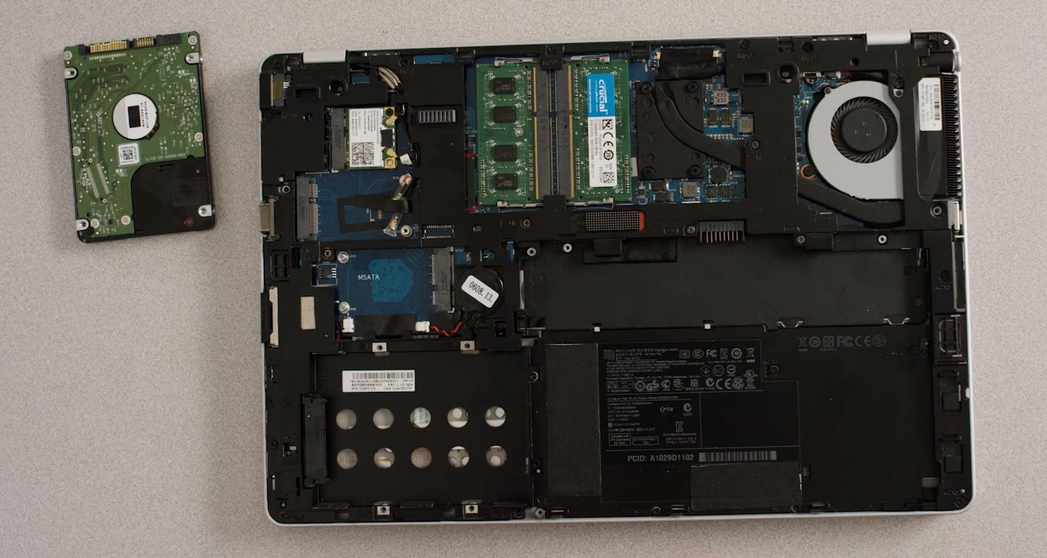 Carte mère InLine Cadre de montage® HDD / SSD, 2,5 à 3,5, avec vis, noir